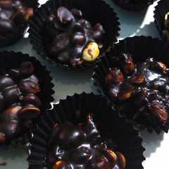 รูปของ 31. Kacang Coklat