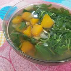 Sayur bening bayam labu kuning রেসিপির প্রধান ছবি