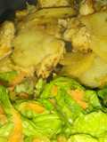 Pechuga con verduras y ensalada