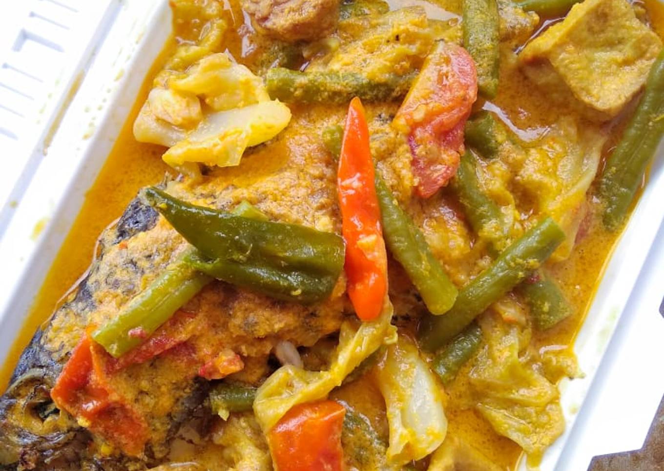 40. Gulai ikan nila