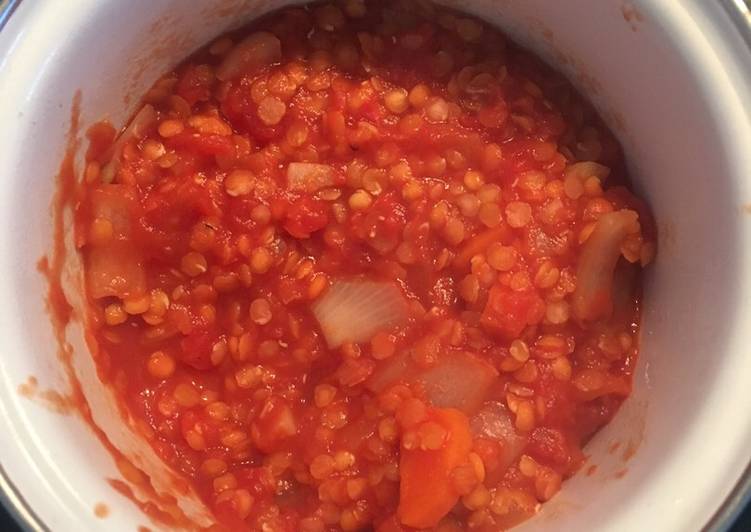 Tomato & lentil sauce for babies and adults