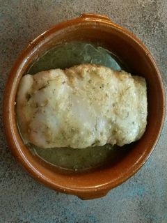 Una foto de Lomo de cojinova con puerro e hinojo