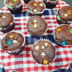A picture of Eggless ragi and choco muffins.