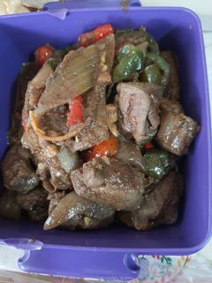 Foto resep Hati Sapi masak paparika dan bawang bombay dengan saos kecap inggris