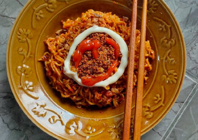 Mie Goreng Pedas gobyos (demam terhempas)