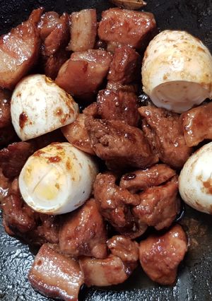 A picture of Sprite Pork Adobo with Egg.