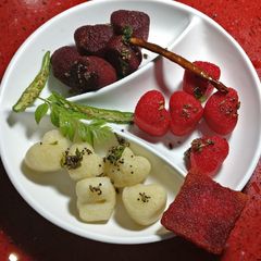 A picture of Dhokla in different colours.