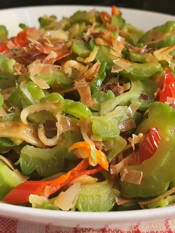 Langkah Mudah untuk Menyiapkan Resep Tumis Pare Teri Kecombrang yang Uenak Anti Ribet, Uenak Banget