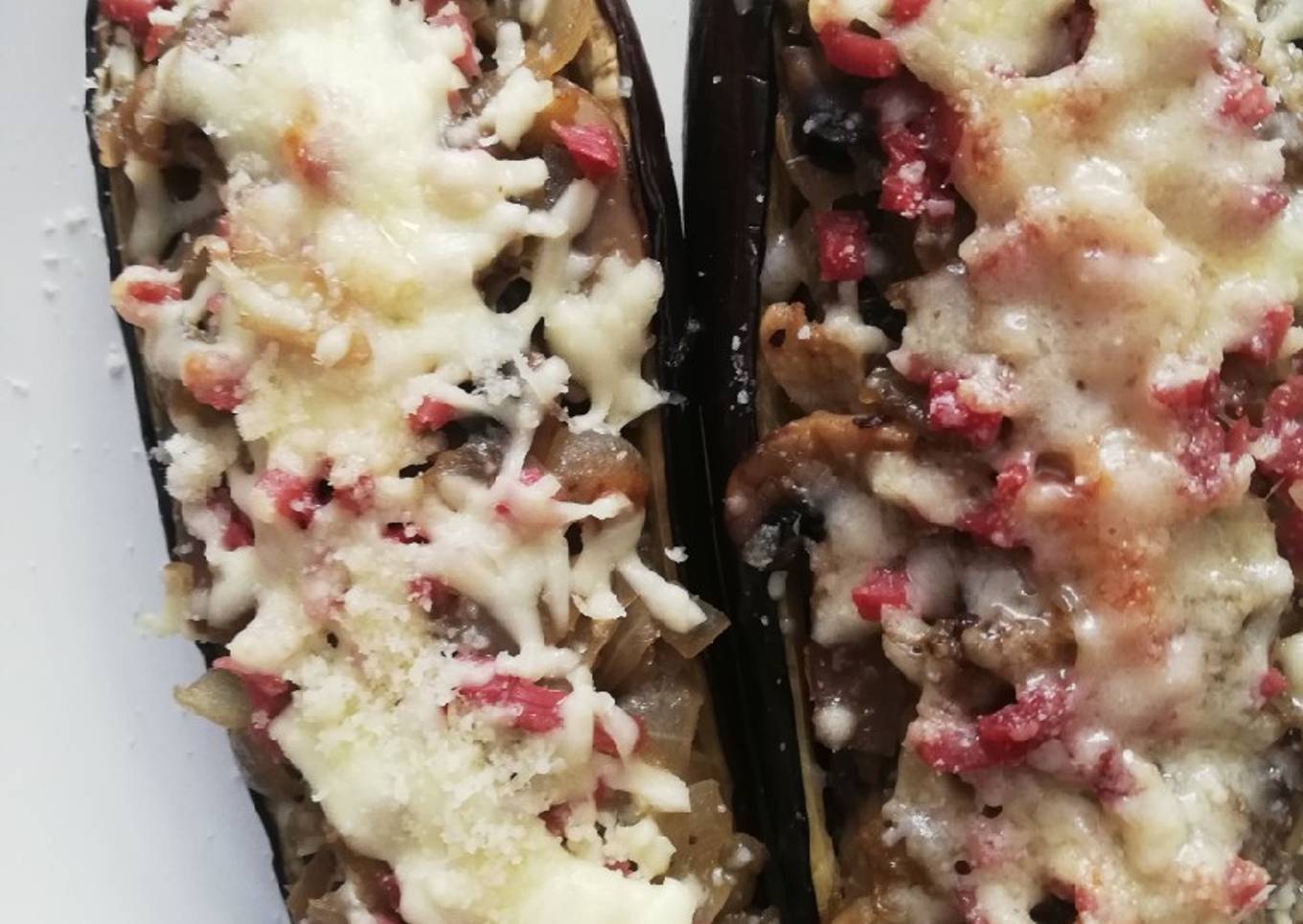 Berenjenas rellenas de champiñones y jamón