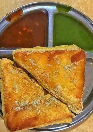 A picture of Bread Pakora.