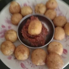 A picture of Cheese balls.