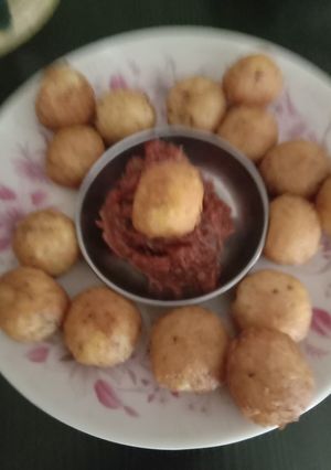A picture of Cheese balls.