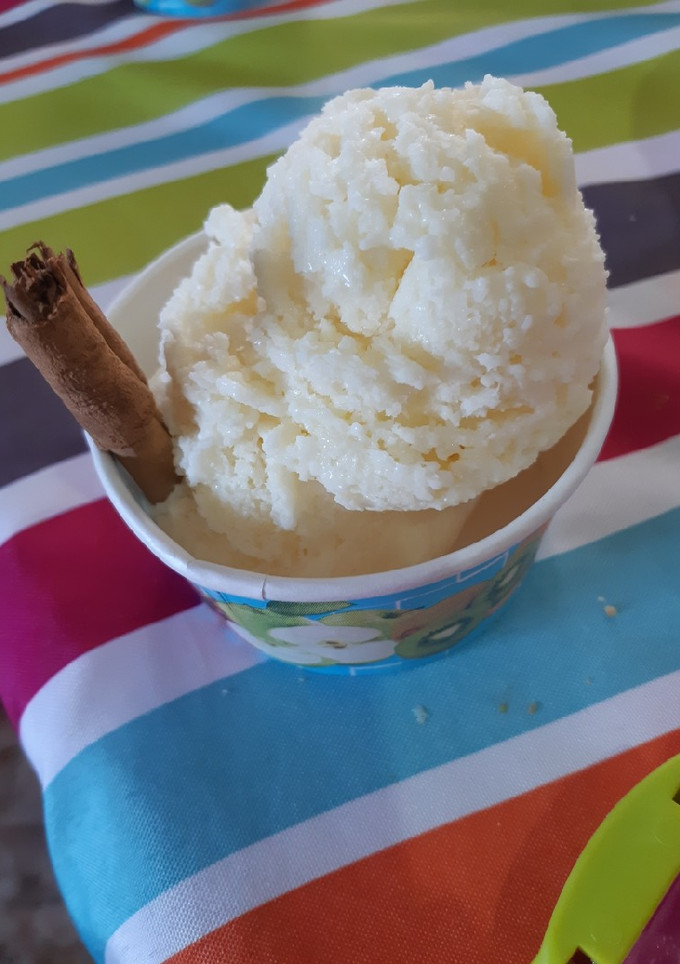 Una foto de Helado de limón