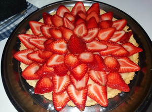 Una foto de Tarta de frutillas y crema pastelera