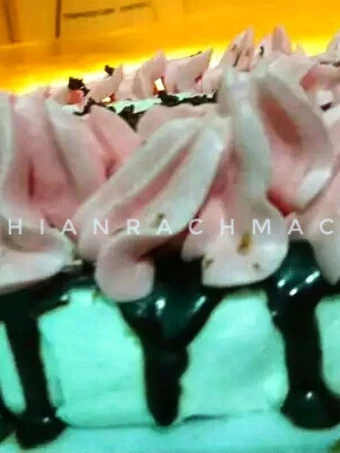 Langkah Gampang Menyiapkan Resep  Cake ultah mini rasa coklat vanila (Cepat No Bake) yang Sempurna, Bisa Manjain Lidah