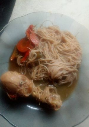 Una foto de Comida china tipo lo main sencilla y económica