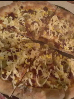 صورة لوصفة بيتزا 🍕 محشية الحواف 🍕