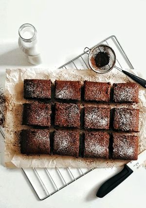 A picture of Walnut Brownie.
