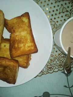 A picture of My fried bread and tea.