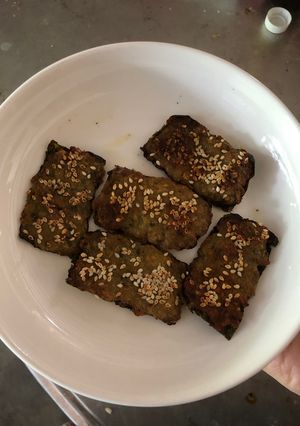 Hình của món Chả heo rong biển.