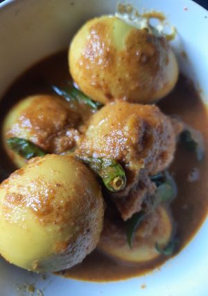 ডিমের কারি (dimer curry recipe in Bengali) রেসিপির প্রধান ছবি