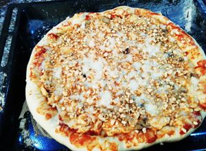 Una foto de Pizza Artesanal Valentina 😊🤤😍🤩🍕