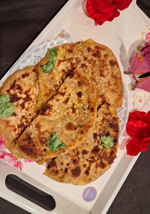 समोसा परांठा रेसिपी मुख्य फोटो