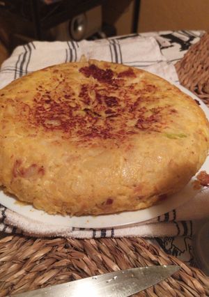 Una foto de Tortilla de patata y calabacín