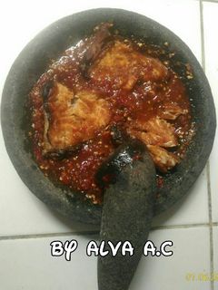 Foto resep Sambel penyet ikan panggang
