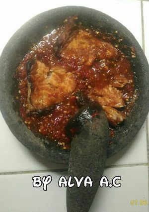 Foto resep Sambel penyet ikan panggang