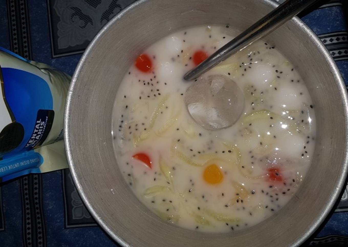 11. Es melon susu