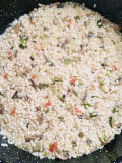 Una foto de Arroz con verduras