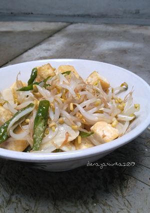 Foto resep 19. Tofu-Bean Sprout Saute