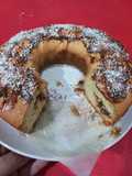 Budín de harina y coco rallado. Relleno de dulce de leche