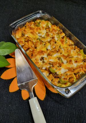 عکسی از دستور چیکن پوره تنوری (پوره سیب زمینی و مرغ)