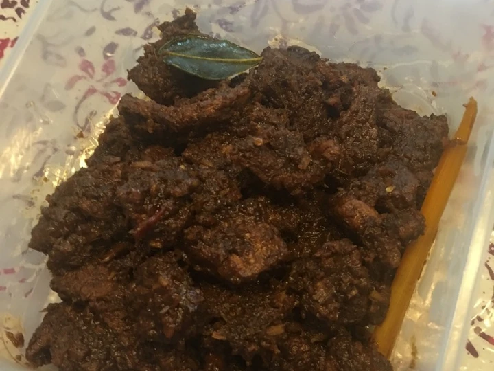 Langkah Gampang Membikin Resep  Rendang Daging Sapi Pedas ala rumahan yang Bikin Ngiler, Lezat Sekali