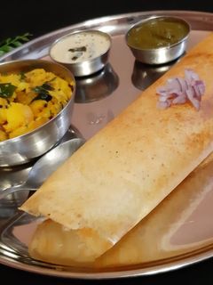 अनियन मसाला डोसा (Onion masala dosa recipe in Hindi) रेसिपी मुख्य फोटो