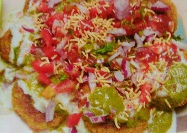 Aloo tikki chaat