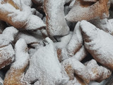 Calzones rotos suculentos