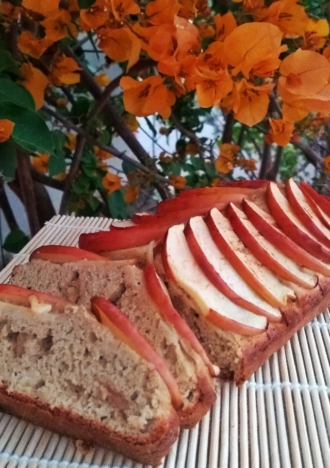 Una foto de Budín de avena, manzana, nuez y especias