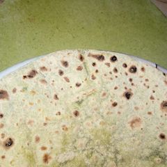 A picture of Palak wali Roti.