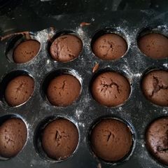 A picture of Chocolate cupcakes.