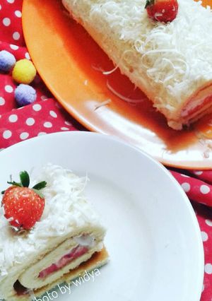 Foto resep Bolu gulung strawberry 🍓