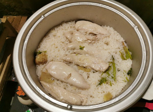 รูปของ ข้าวมันไก่ หม้อหุงข้าว
