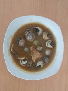 Una foto de Caracoles con cranca