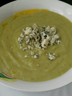 Una foto de Crema de puerro con queso azul