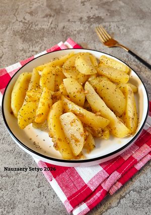 Foto resep Garlic Potatoes With Oregano