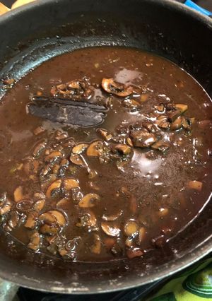 A picture of Magic Mushroom Sauce.