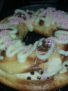Una foto de Rosca de pascuas rellena