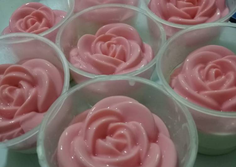 Pudding cup mawar simple